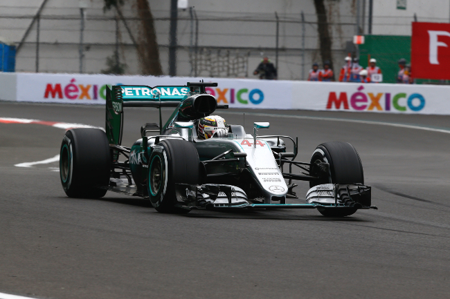 Formel 1 - MERCEDES AMG PETRONAS, Großer Preis von Mexiko 2016. Lewis Hamilton ; Formula One - MERCEDES AMG PETRONAS, Mexican GP 2016. Lewis Hamilton;