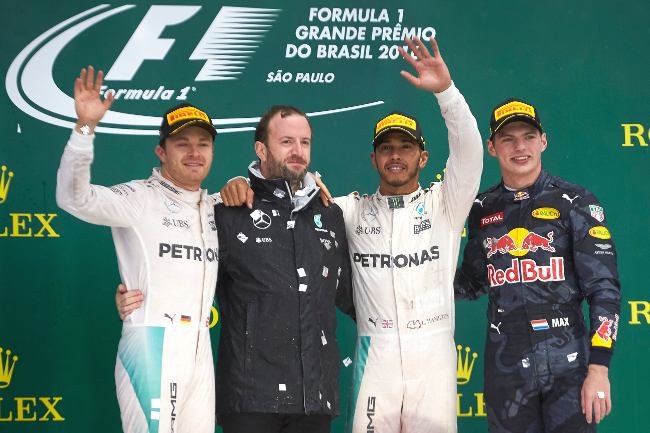 Formel 1 - MERCEDES AMG PETRONAS, Großer Preis von Brasilien 2016. Lewis Hamilton, Nico Rosberg ; Formula One - MERCEDES AMG PETRONAS, Brazilian GP 2016. Lewis Hamilton, Nico Rosberg;