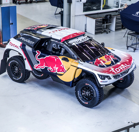 Après ses formes, la Peugeot 3008 DKR dévoile ses couleurs pour la Dakar 2017 (Raids)