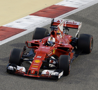 Vettel dompte les Mercedes à Bahreïn (F1)