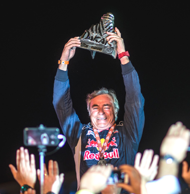 Sainz – Cruz, mènent leur Peugeot 3008DKR Maxi à la victoire dans le Dakar (Raids)