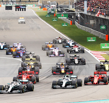 Hamilton vainqueur en Chine pour le 1000ème GP de l’histoire, les Mercedes en promenade de santé