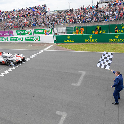 WEC, Toyota s’impose aux 24h du Mans, le constructeur japonais Champion du monde de la super saison.