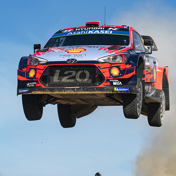 WRC, Sordo s’impose dans les derniers instants en Sardaigne
