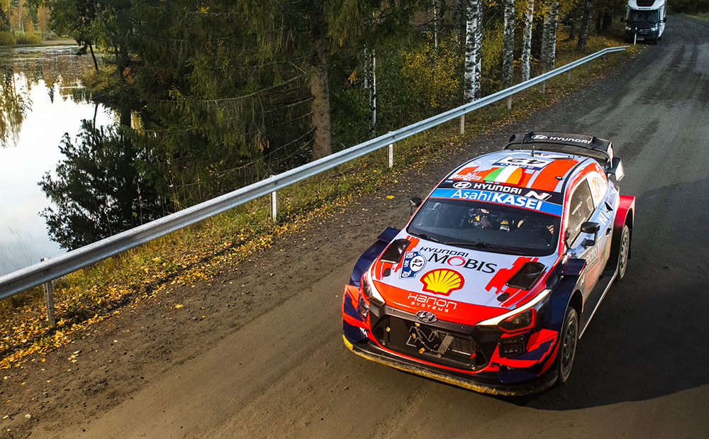 WRC, Craig Breen prend les commandes en Finlande vendredi (video)