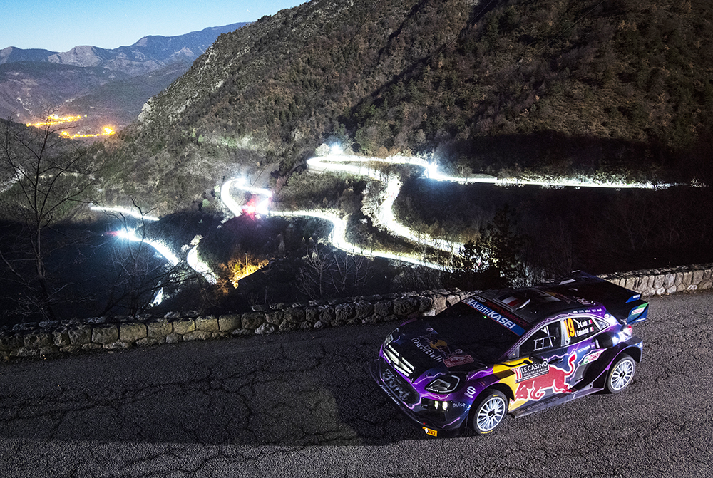 WRC, vendredi, Loeb leader au Monte-Carlo sous la menace de Sébastien Ogier