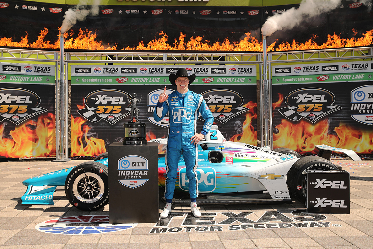 NTT IndyCar, Newgarden offre la 600e victoire à l’équipe Penske lors de la photo-finish au Texas.