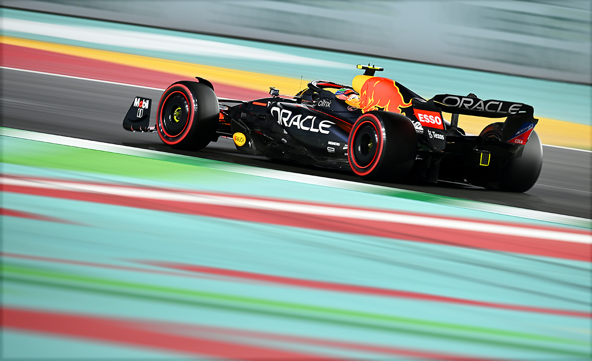 Perez a surpris les Ferrari pour une première pole position sensationnelle en Arabie Saoudite